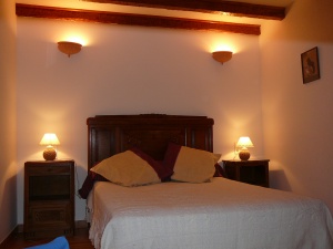 Chambre avec lit en 140