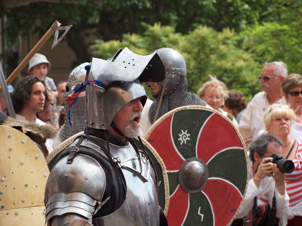 Fête médiévale à Moustiers