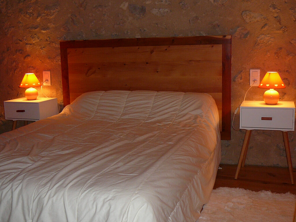 Location de vacances pour 2 "L'hirondelle"